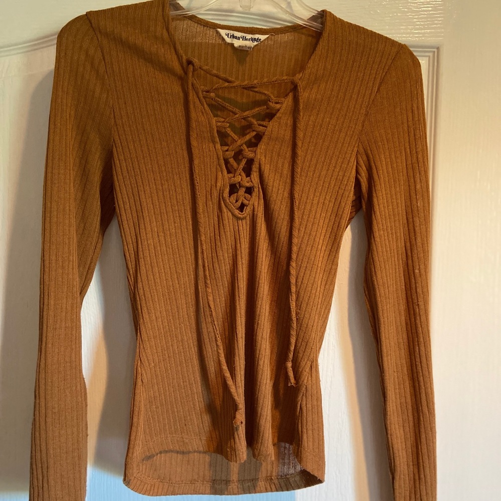 Urban Heritage Rust, lace up long sleeve top